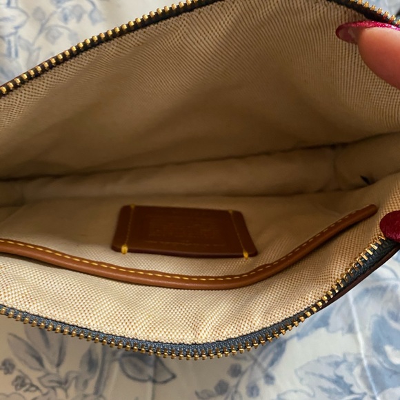 Coach Soho linked crossbody - Picture 7 of 8